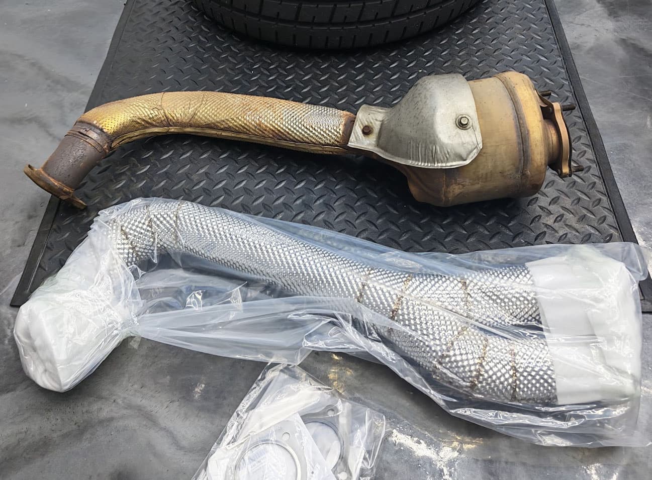 Over-Axle Link Pipes — Porsche 718 GT4 / GTS / Spyder - part number SDK-EX-3001