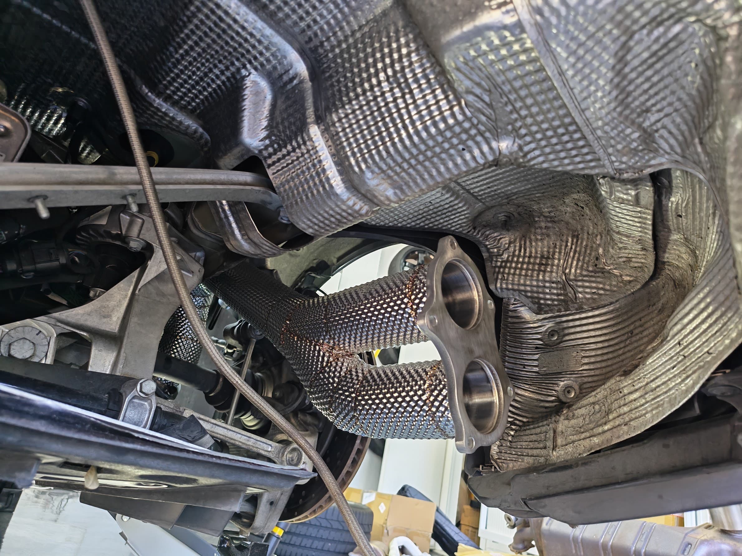 Over-Axle Link Pipes — Porsche 718 GT4 / GTS / Spyder - view 2